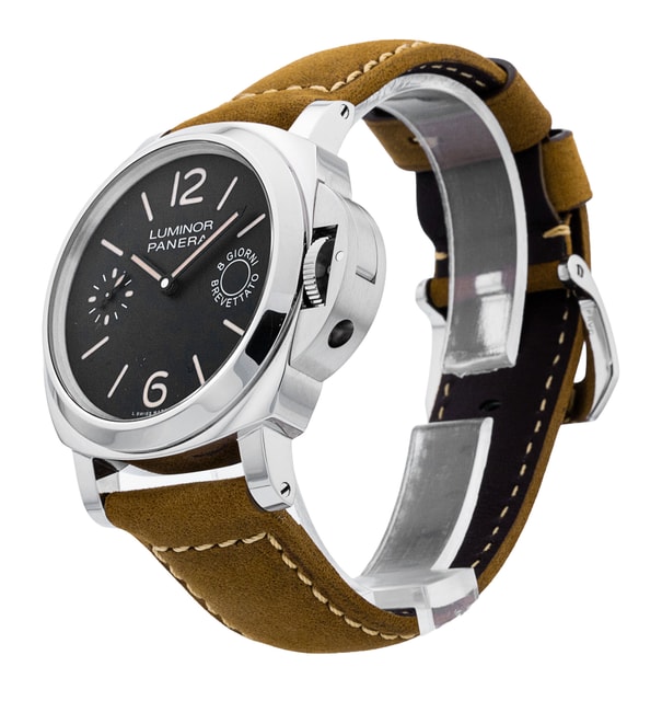 Panerai Luminor 8 Days PAM00590 Image 2